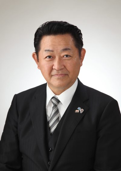 3-217L山﨑巌（写真）